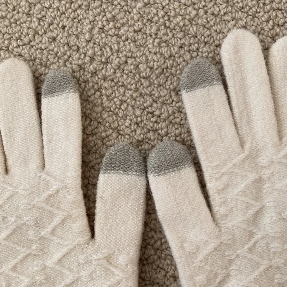 Steve Madden Glitter Texting Gloves Cream Women’s One Size EUC Read Description
